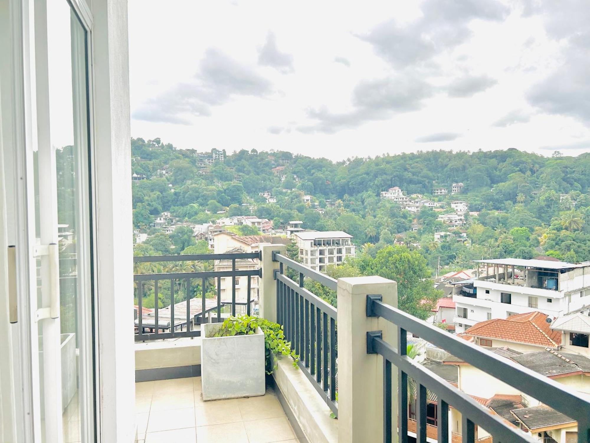 The Terrace Kandy Extérieur photo